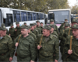 Хотят привлечь новых контрактников: РФ обещает оккупантам бесплатную землю за участие в "СВО"