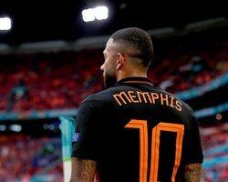 Нидерланды разгромили Северную Македонию в последнем матче группового этапа Евро-2020