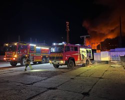 Ночной обстрел Украины: россияне атаковали энергообъекты и оставили город в Одесской области без света (фото)