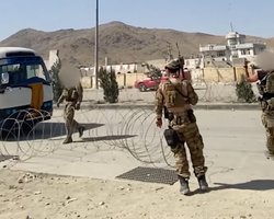 Фейк российских СМИ: Украина якобы бросила своих граждан  в Афганистане на произвол судьбы (видео)