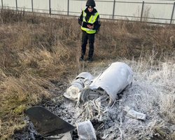 Больница, дома и автомобили: в полиции показали результаты атаки ВС РФ на Киевщину (фото)