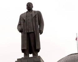 Памятник Сталину вернут в Гори