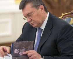 Обнародовано видео эвакуации Януковича из Межигорья