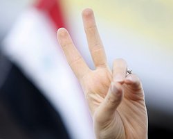 Неизвестные обстреляли наблюдателей ЛАГ в сирийском городе Хомсе