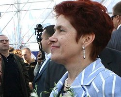 Новой первой леди советуют не одеваться в вышиванки