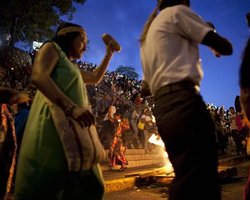 В Венесуэле индейцы провели ритуал за выздоровление Чавеса