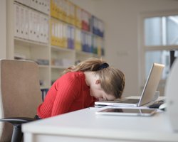 Осенний пересмотр: эксперты рассказали, как и когда вырастут зарплаты в Украине