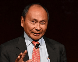 Наиболее реалистичная стратегия: Фукуяма назвал, что важнее освободить перед Донбассом