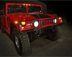На продаж виставили унікальний електричний Hummer Шварценеггера (фото)