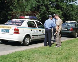 В этом году  80% украинских водителей нарушили ПДД, - опрос