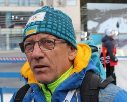 Тренера сборной Украины по биатлону изолировали на Олимпиаде в Пекине