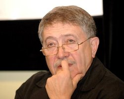 Умер известный режиссер Евгений Гинзбург