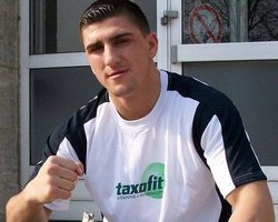 Немецкий боксер Марко Хук хочет драться с братьями Кличко