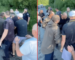 "Душили и текла кровь": на Прикарпатье местные "отбивали" мужчину у ТЦК, реакция полиции (видео)