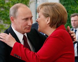 Меркель перед визитом в Украину посетит Россию, - представитель Кабмина Германии