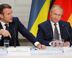 Наразі контакти непримітні: Пєсков оцінив поточну взаємодію РФ та Франції