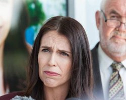 Новая Зеландия приостановила переговоры с Россией о ЗСТ