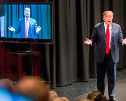 Такой весь противоречивый. Как новоизбранный президент США Дональд Трамп опровергает сам себя