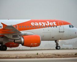 Израиль запретил въезд для британцев, а Германия прекратила авиасообщение