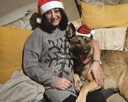 Женщине ампутировали все конечности после того, как ее "облизала собака": сепсис едва не стоил жизни