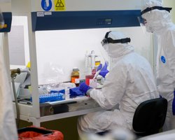 "Грошей немає": в Україні призупинилася розробка вітчизняної вакцини від коронавірусу