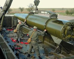 РФ б'є модифікованими "Іскандерами": чи уміють ЗРК Patriot України збивати покращені ракети (відео)