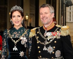 Король и королева Дании показали, как отпраздновали Новый год (видео)