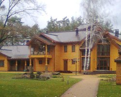 СМИ опубликовали фотографии охотничьего дома Януковича