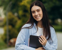 Яку школу вибрати, якщо родина часто переїжджає