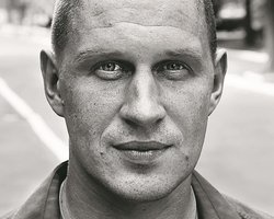 Как офицер Виталий Пилипчук спас жизни 80 солдат в Донбассе