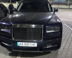 В Украине на границе задержали роскошные Rolls-Royce родственника Дмитрия Медведева