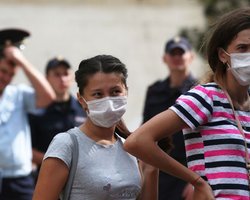 Экологическая катастрофа в Крыму: в Армянске закончились защитные маски