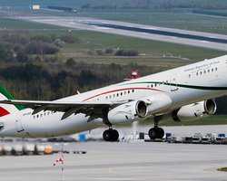 Втеча, або переговори: урядовий літак летить із Тегерана до Москви