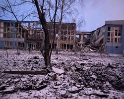 "Бавовна" на Донбассе, 1 млн "мобиков" в РФ и умные бомбы для ВСУ: главное за ночь 21 февраля