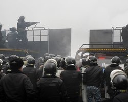 Звучала русская речь. Казахская оппозиция обвинила военных РФ в расстреле протестов