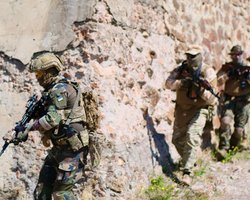 Контрнаступление Украины: на юге уничтожены 83 военных ВС РФ, 11 гаубиц, 5 танков