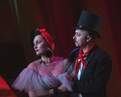 Треть актеров уже на войне: в Одессе может закрыться Украинский театр из-за мобилизации (видео)