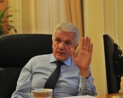 Литвин не будет претендовать на пост спикера новой Рады