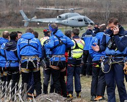 В авиакатастрофе Airbus A320 могут быть выжившие