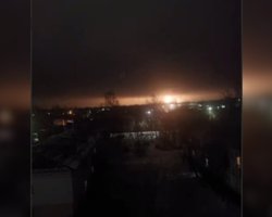 Видно з космосу: у РФ горять склади Брянського порохового заводу (фото)