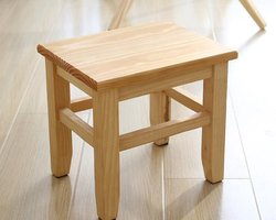 У Кременчуці суд заарештував табуретку: що сталося