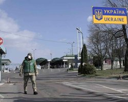 "Триває блокування": прикордонники попереджають про складнощі на кордоні зі Словаччиною