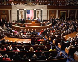 Только $400 млн Украине: конгресс США утвердил оборонный бюджет на $900 млрд