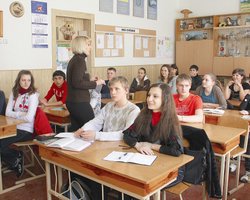 В первых рядах. Всего четыре столичные школы попали в десятку лучших