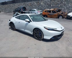 Новітні спортивні купе Honda розбили в ДТП невдовзі після покупки (фото)