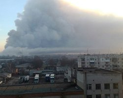 МВД: На локализацию пожара в Балаклее уйдет не менее 2-3 суток