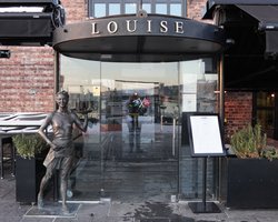 В Норвегии сотрудник с "омикроном" заразил на корпоративе половину вакцинированных коллег