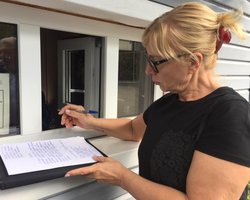 Денисовой отказали во встрече с украинским политзаключенным Карпюком