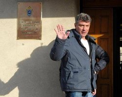 Следком РФ назвал Немцова "сакральной жертвой"