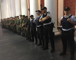 Под мэрией Одессы произошли серьезные столкновения